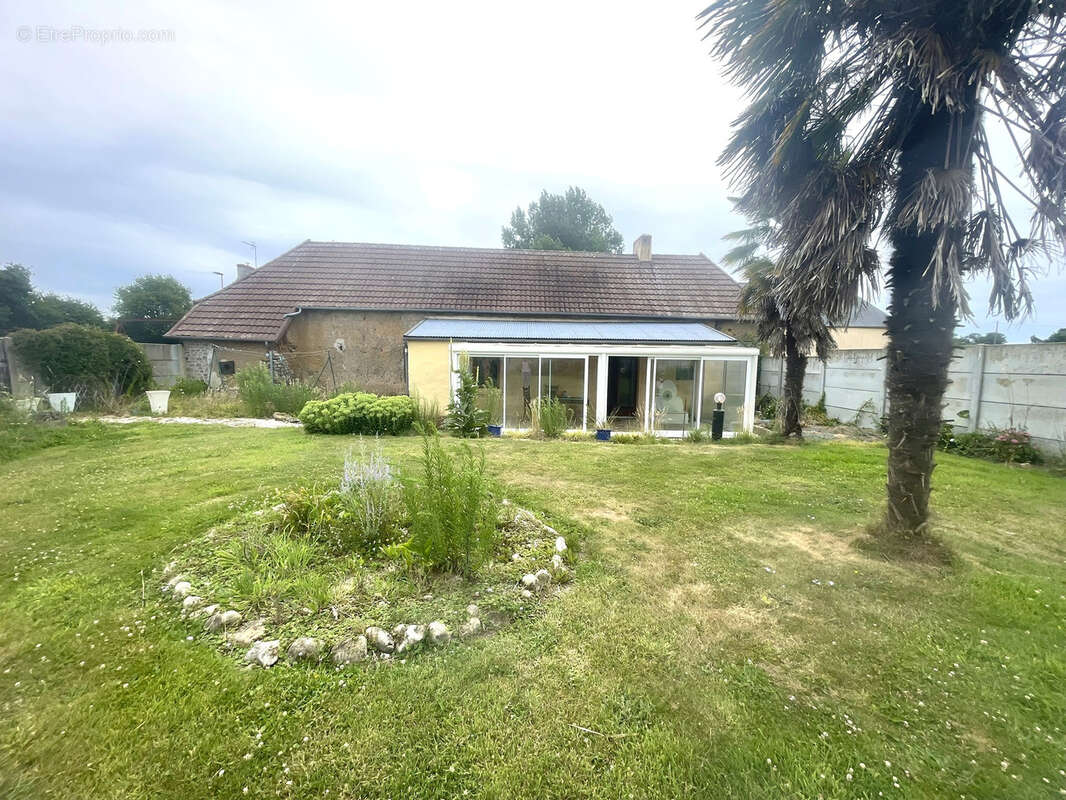 Maison à SAINT-SEBASTIEN-DE-RAIDS