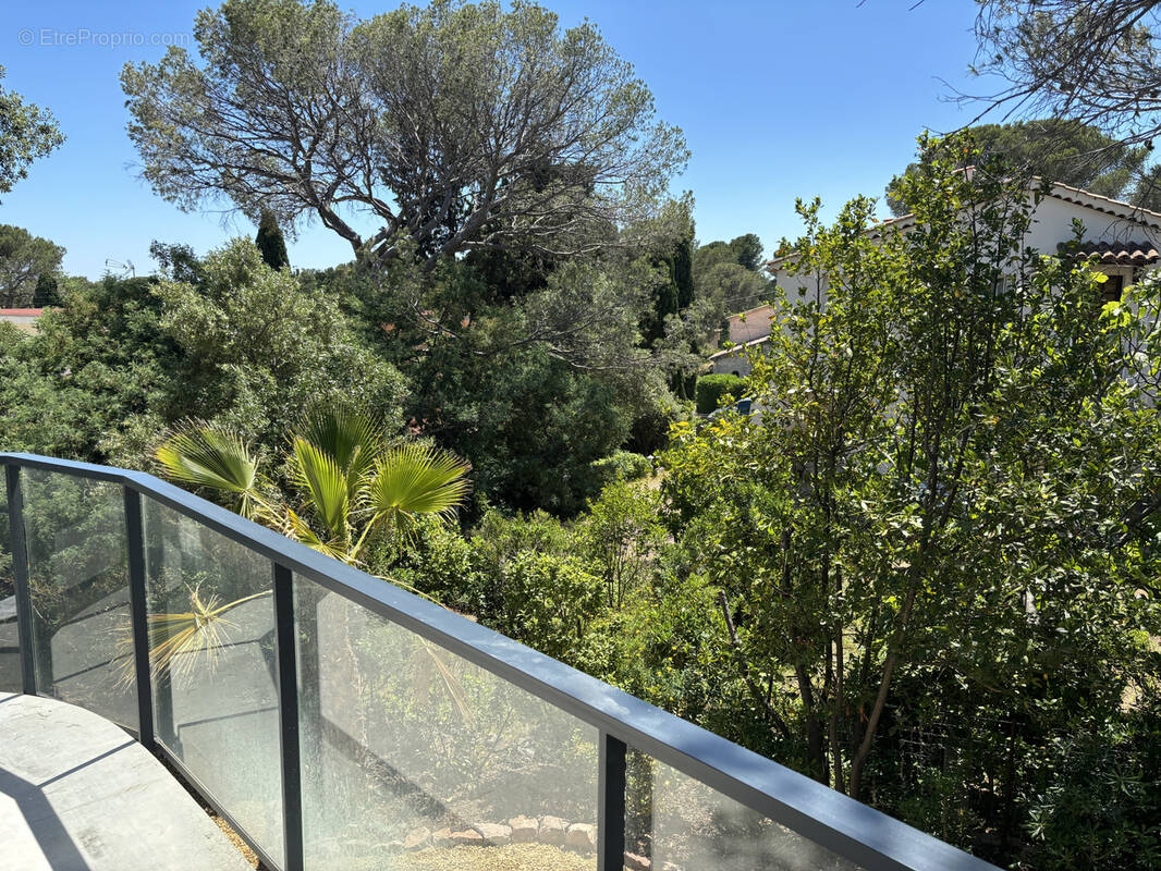 Appartement à SAINT-RAPHAEL