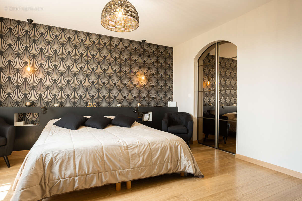 Maison à BARBEZIEUX-SAINT-HILAIRE