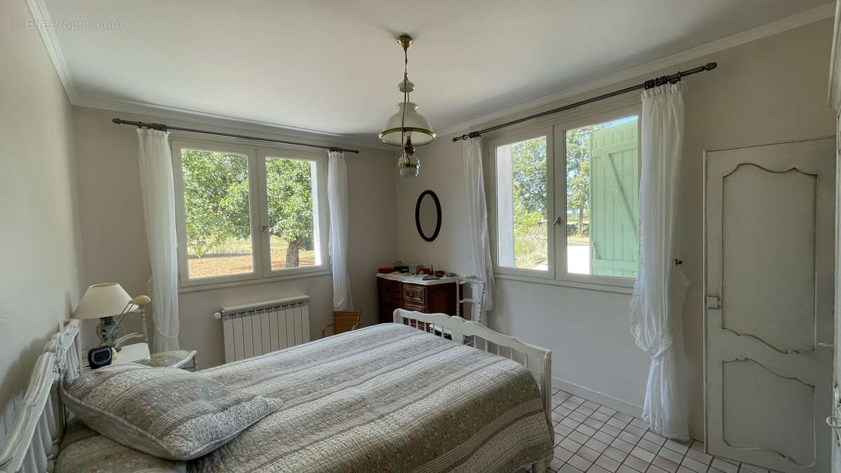 Maison à SAINT-SYMPHORIEN