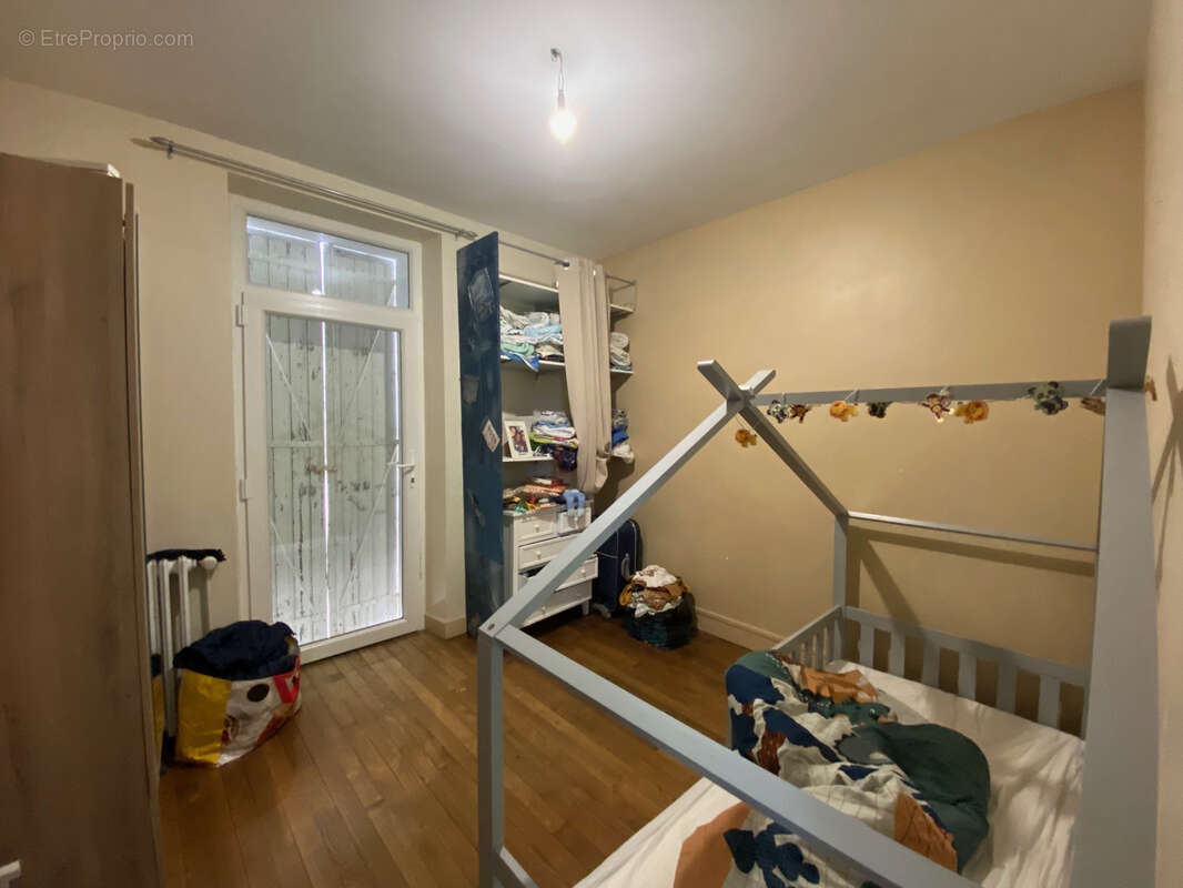 Maison à PUY-L&#039;EVEQUE