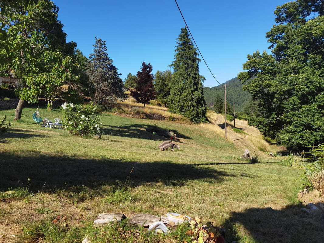 Maison à PONTEILS-ET-BRESIS