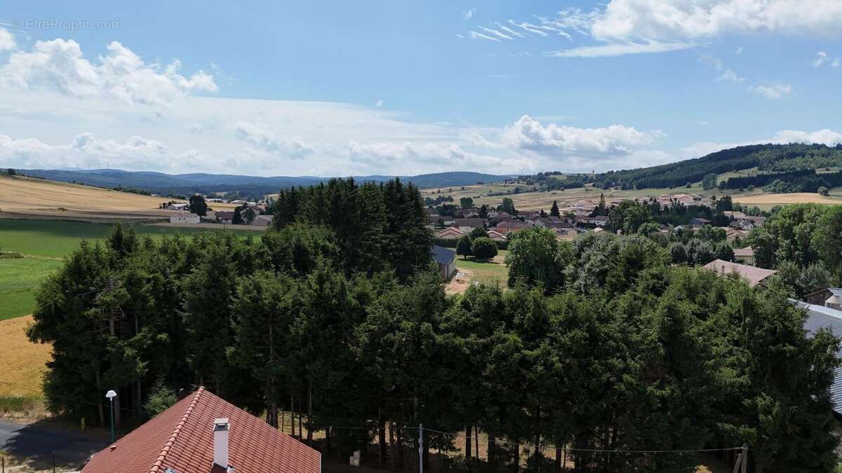 Terrain à COUCOURON