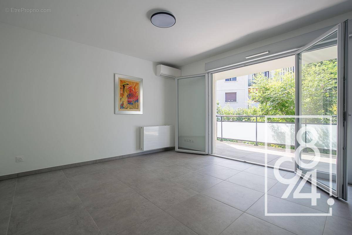 Appartement à MARSEILLE-9E