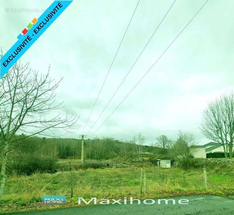 Terrain à LE PERTUIS