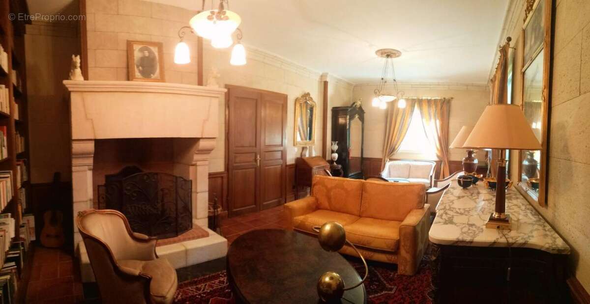 Maison à CORDES-SUR-CIEL