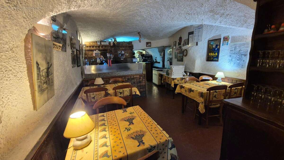 Maison à PONT-SAINT-ESPRIT