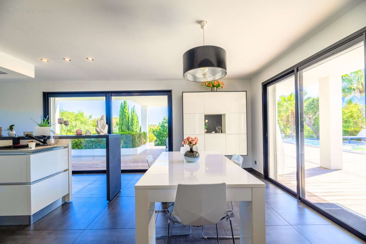 Maison à PORTO-VECCHIO