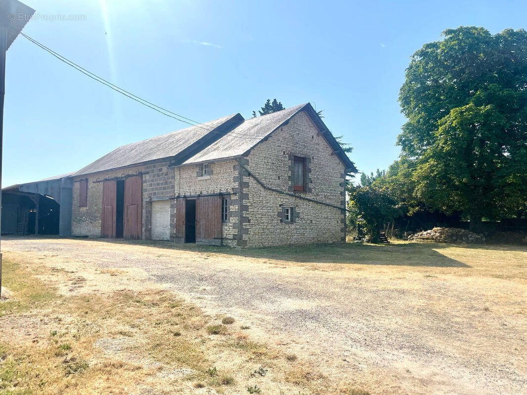 Maison à MONCONTOUR