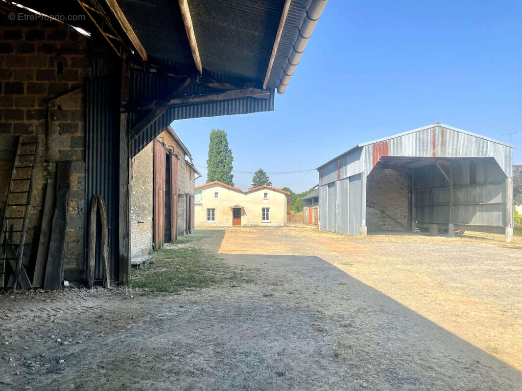 Maison à MONCONTOUR