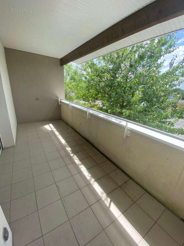 Appartement à MONTUSSAN