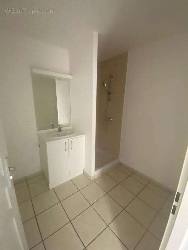 Appartement à MONTUSSAN