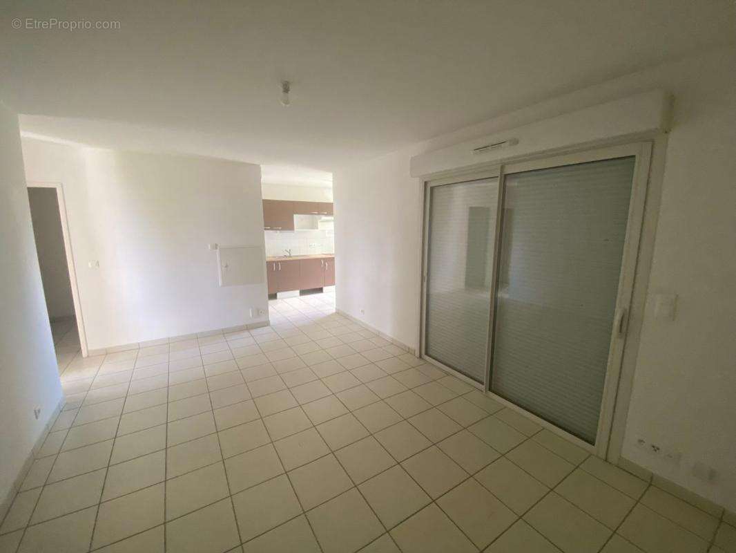 Appartement à MONTUSSAN