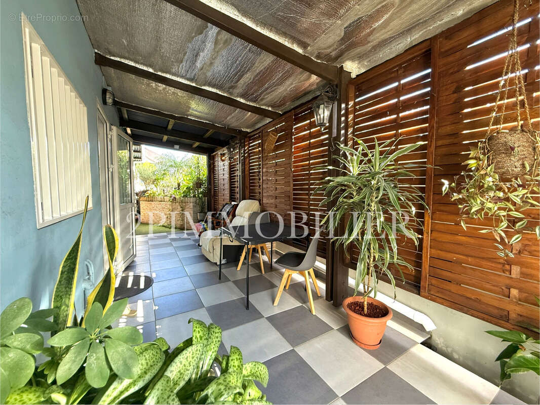 Maison à SAINT-JOSEPH