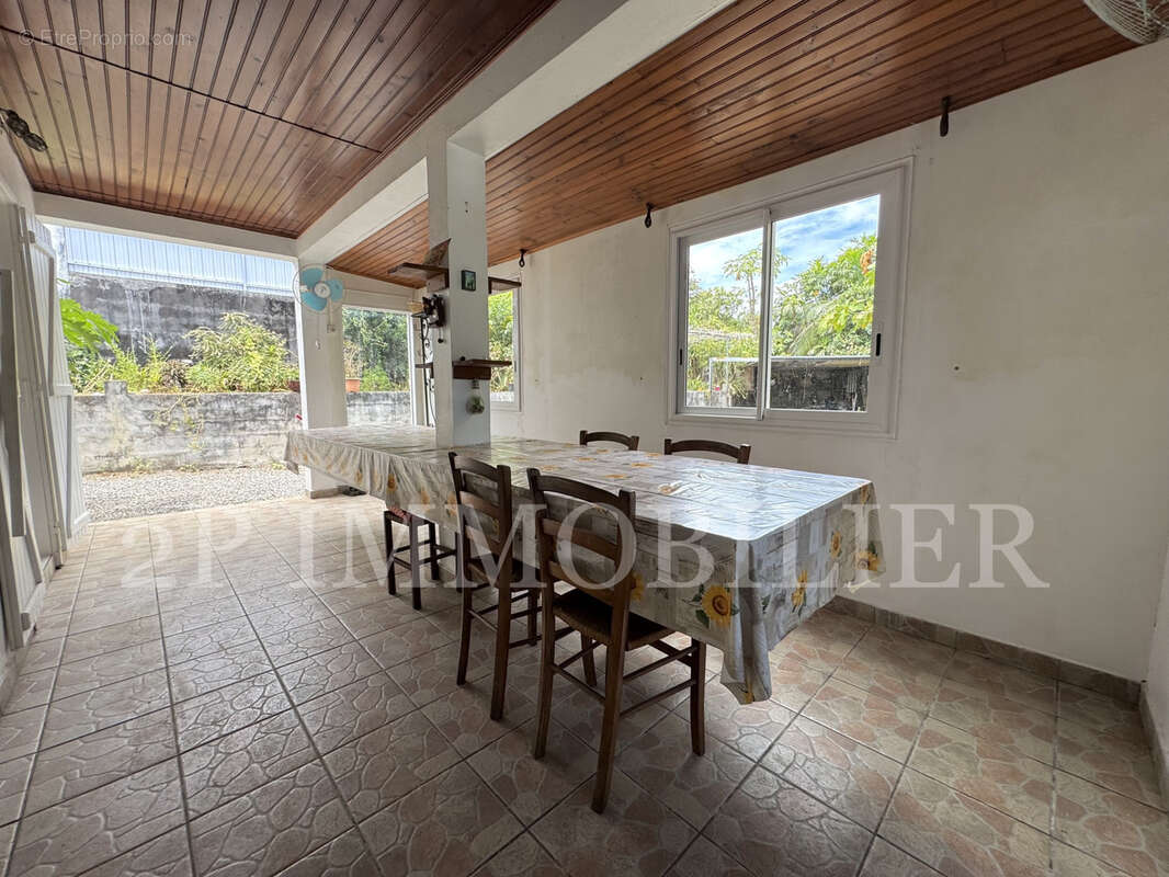 Maison à SAINT-JOSEPH