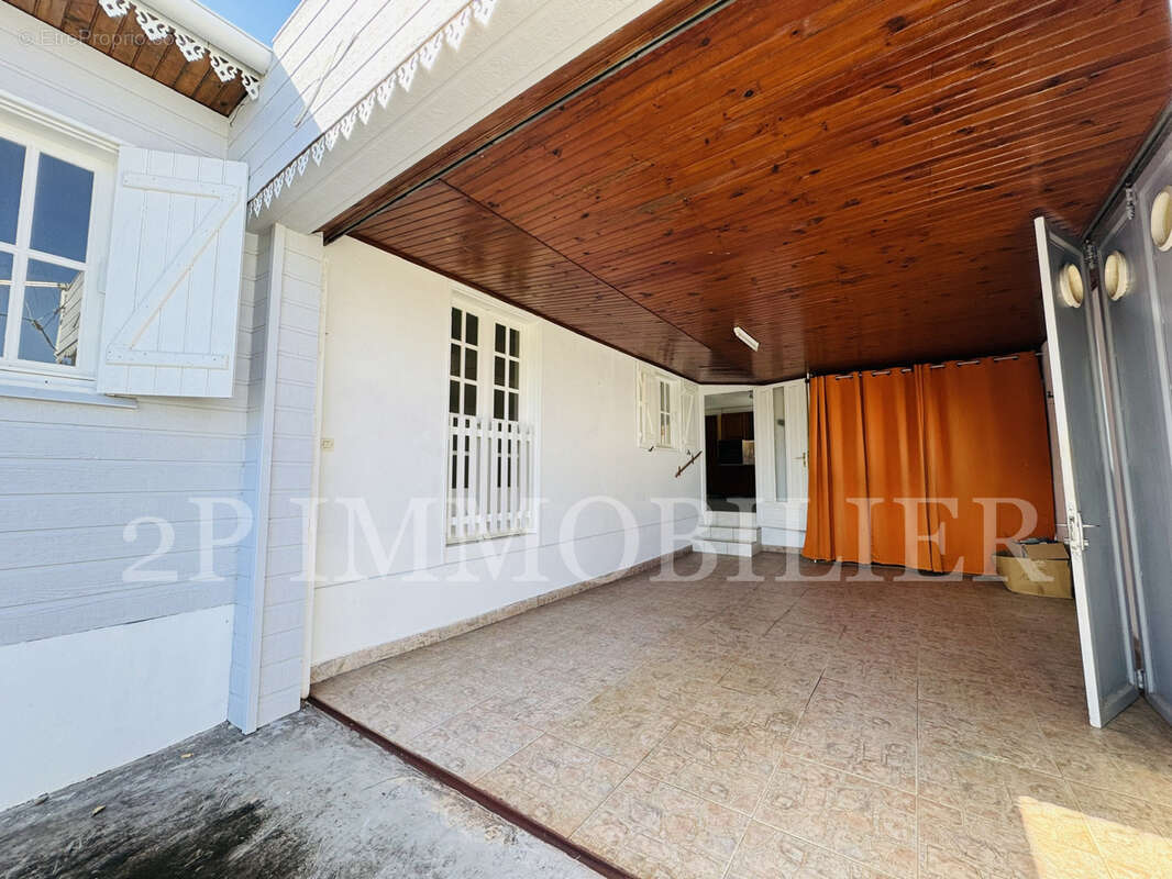 Maison à SAINT-JOSEPH