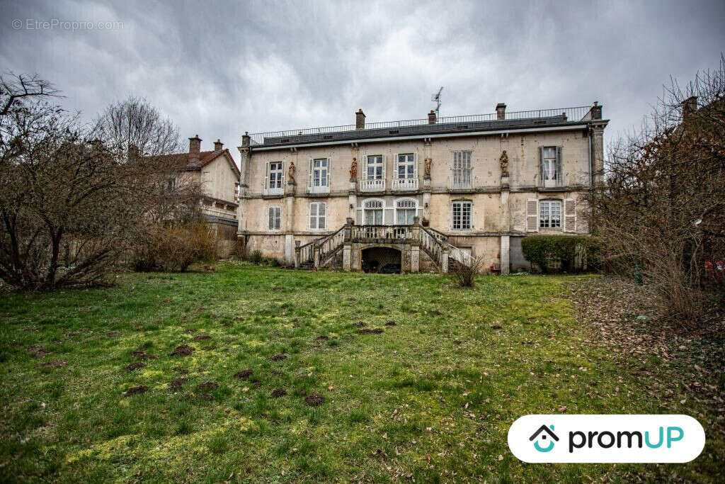 Appartement à CHAUMONT