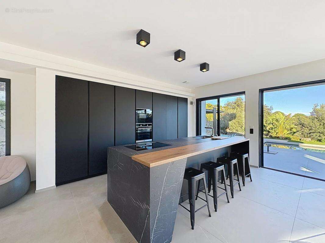 Maison à CAVALAIRE-SUR-MER