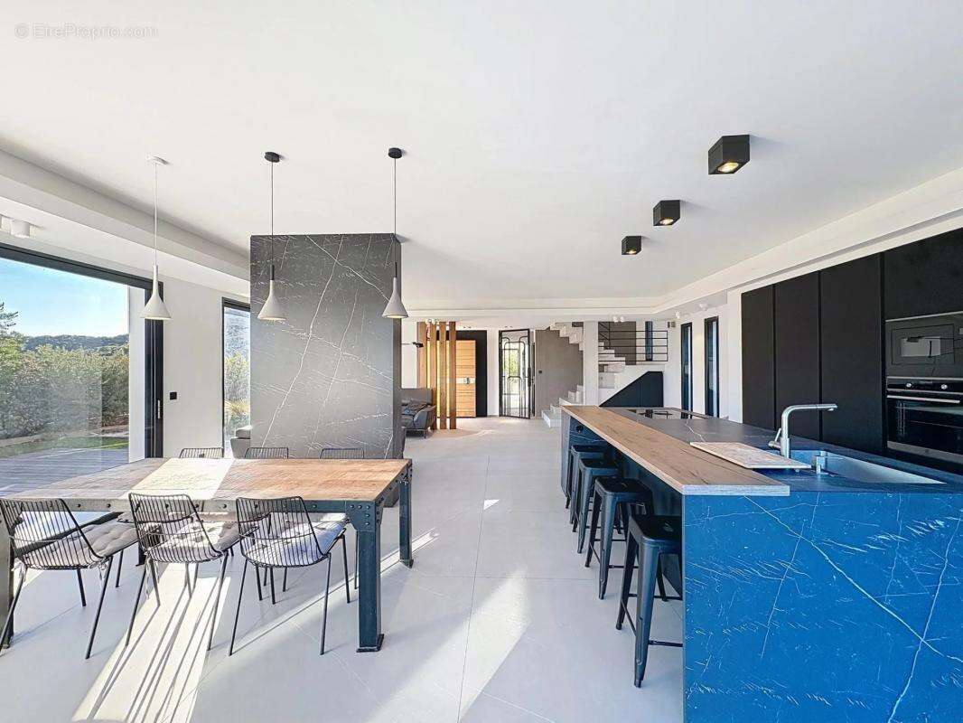 Maison à CAVALAIRE-SUR-MER