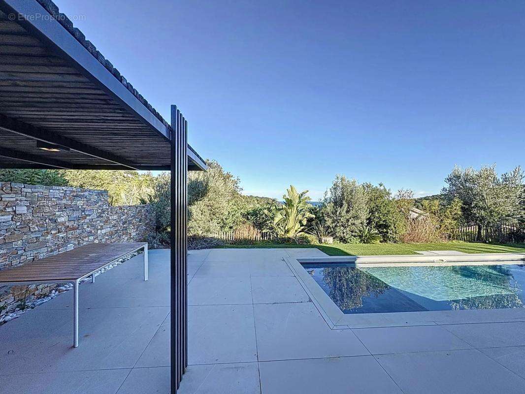 Maison à CAVALAIRE-SUR-MER