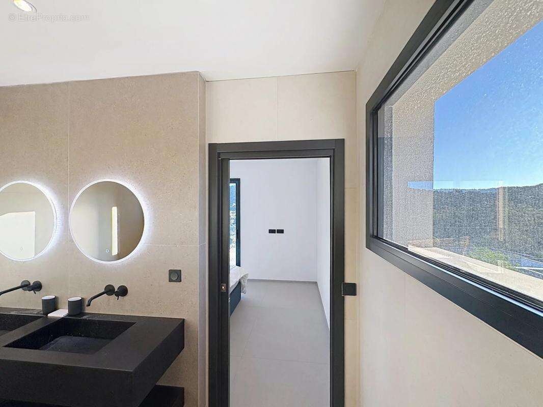 Maison à CAVALAIRE-SUR-MER