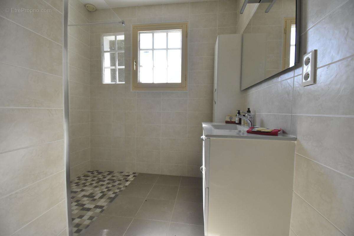 Maison à COSNE-COURS-SUR-LOIRE