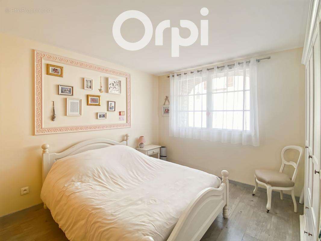 Appartement à LACHELLE