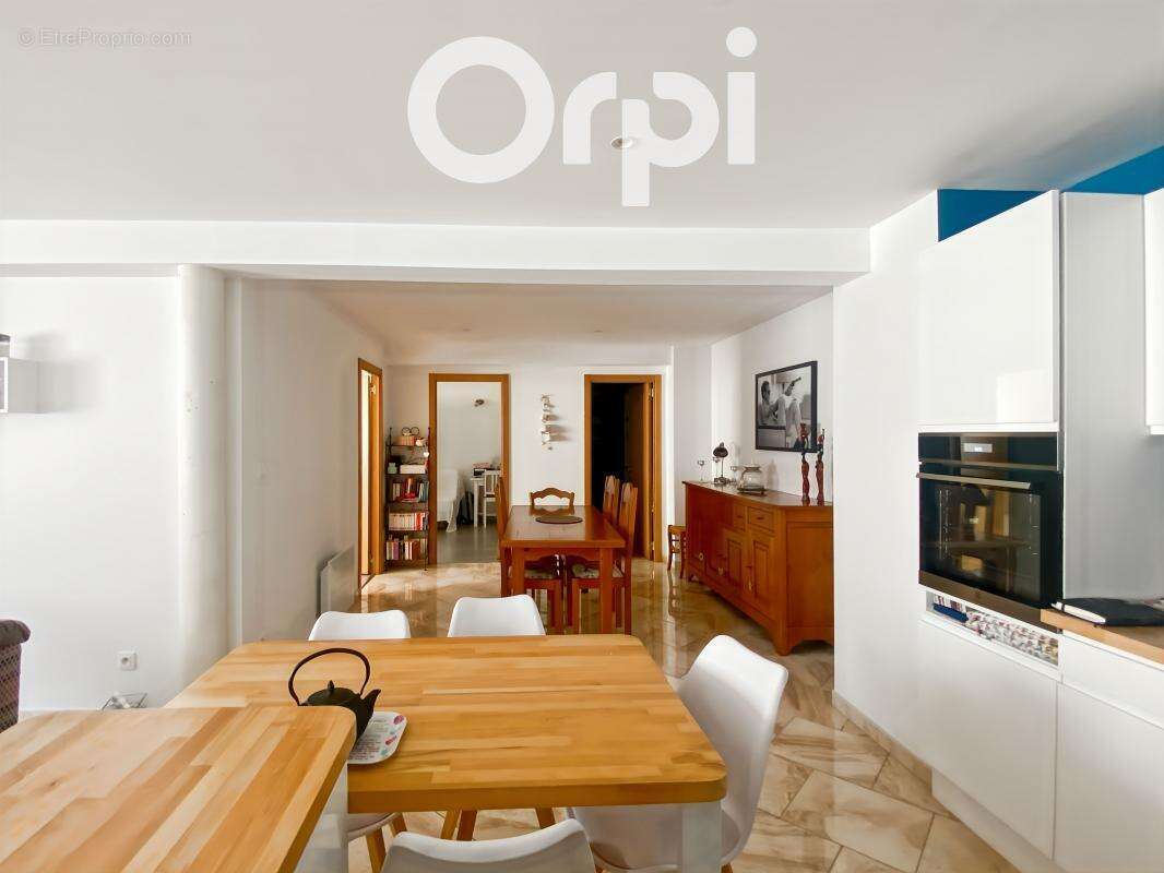 Appartement à LACHELLE