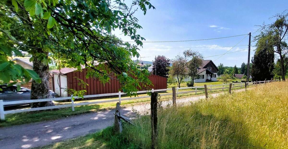 Maison à LONGEVELLE