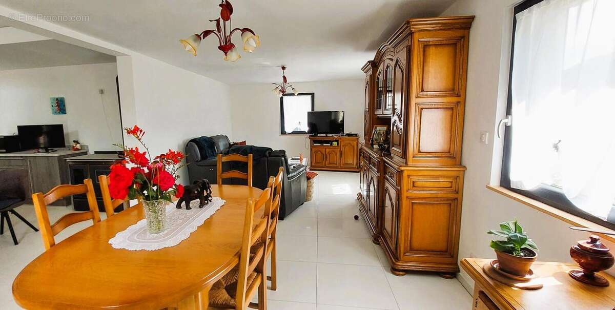 Maison à LE VAL-D&#039;AJOL