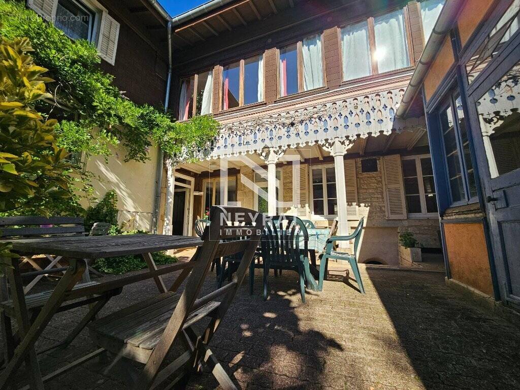 Maison à SAINT-JEAN-DE-LOSNE