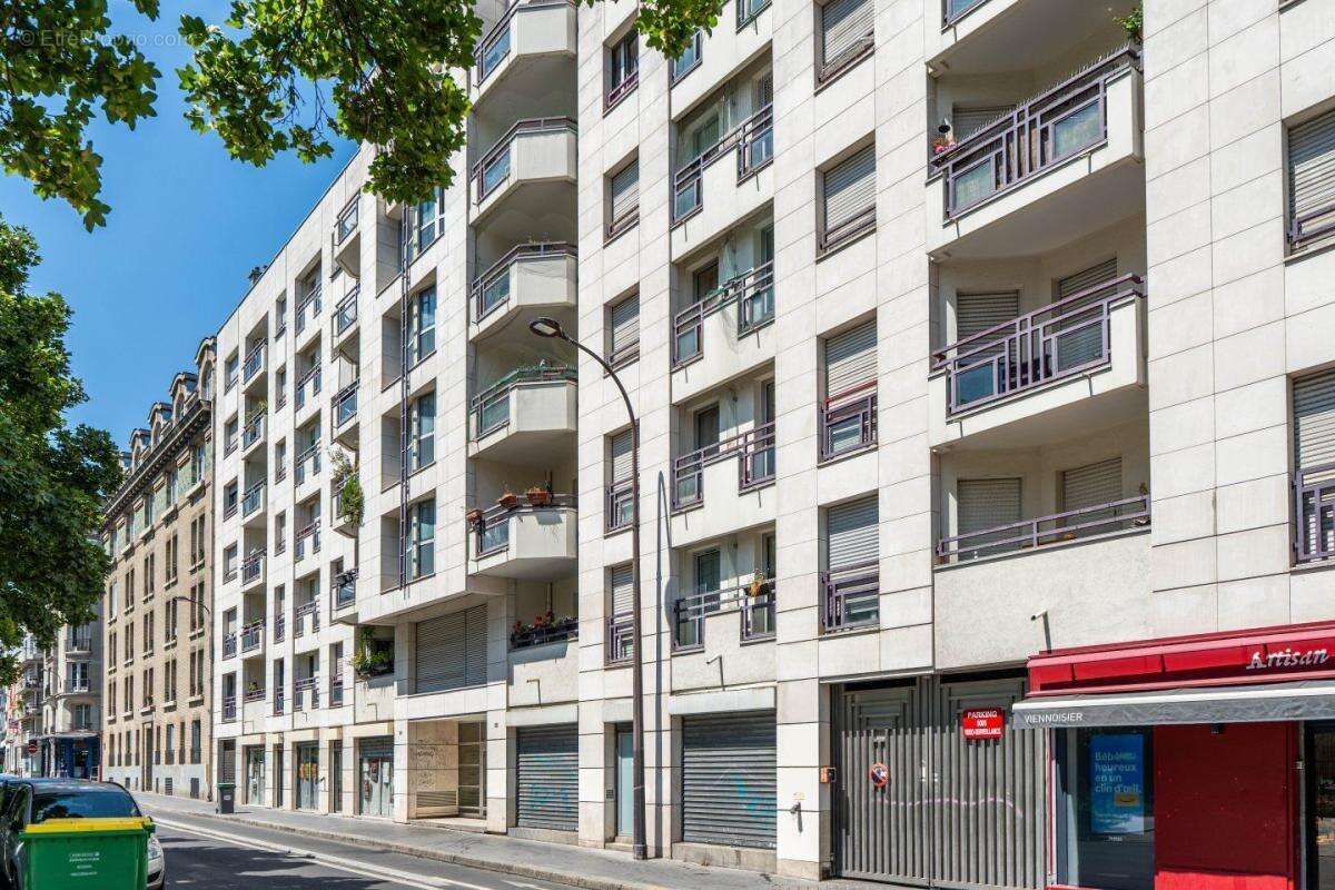 Parking à PARIS-19E