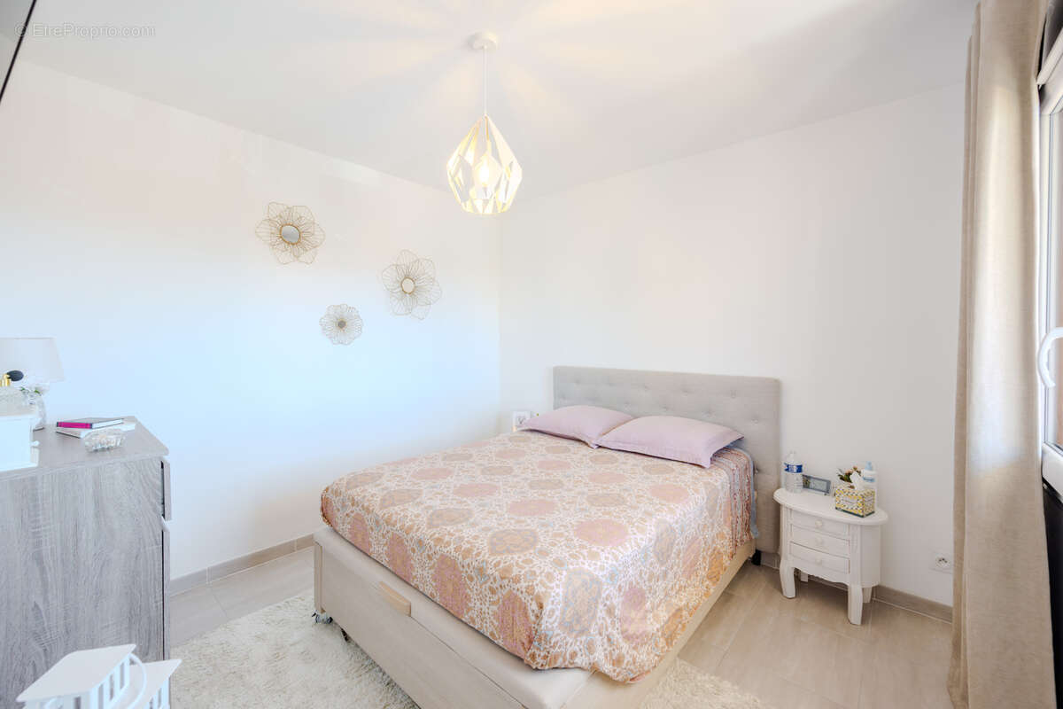 Appartement à LA FARLEDE