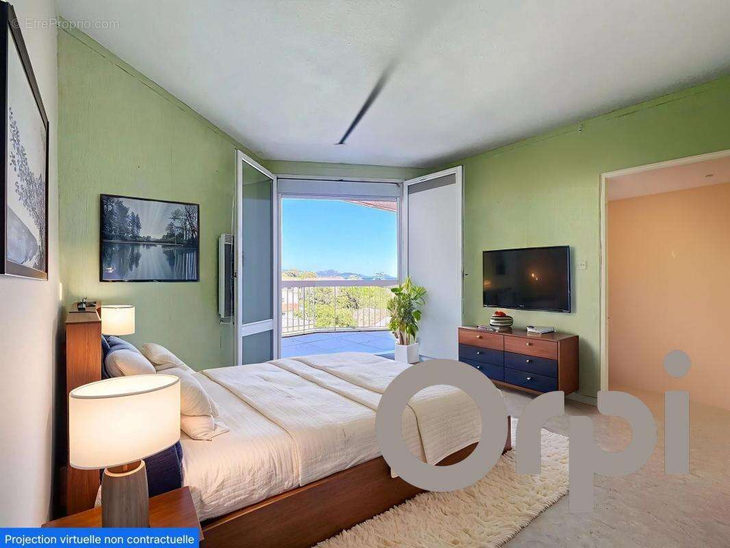 Appartement à FREJUS