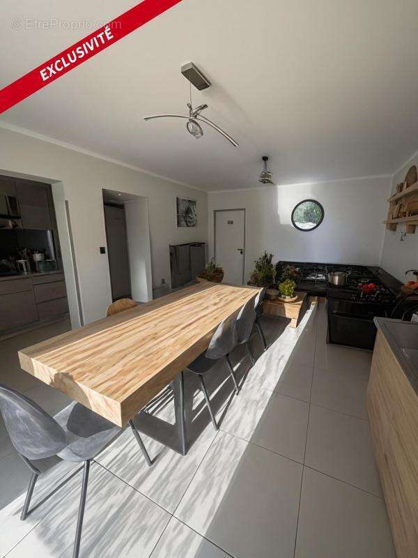 Maison à LA RICAMARIE