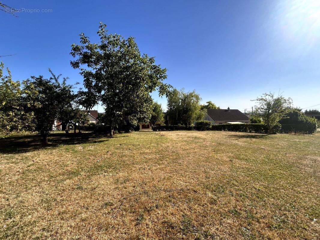 Maison à CHATRES-SUR-CHER