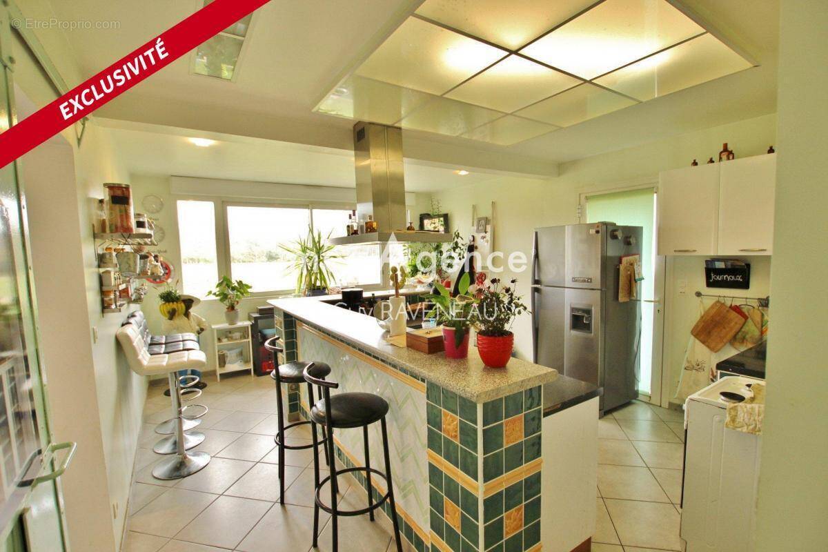 Maison à LONGUE-JUMELLES