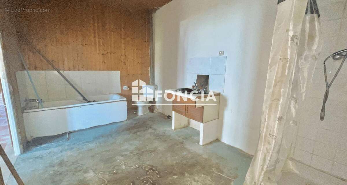 Maison à TALMONT-SAINT-HILAIRE