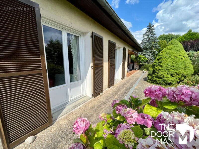 Maison à BOURBONNE-LES-BAINS