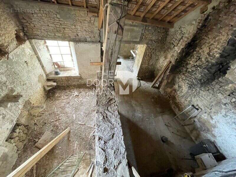 Maison à HUILLIECOURT