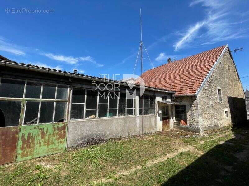 Maison à HUILLIECOURT