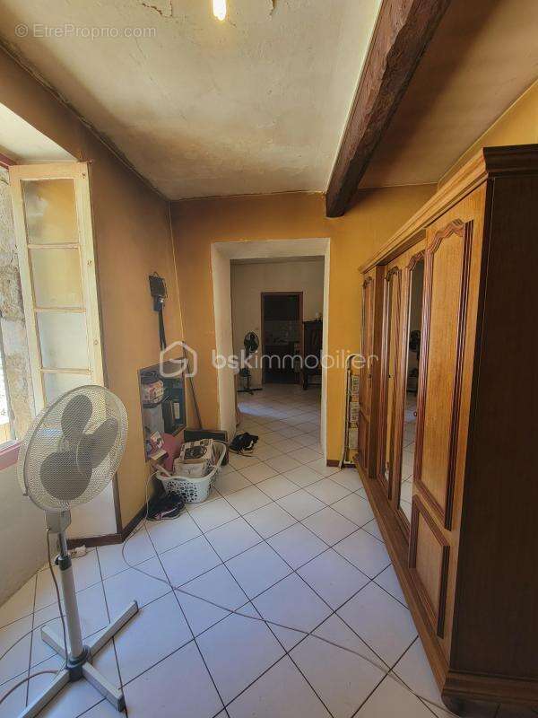 Maison à ROQUEMAURE