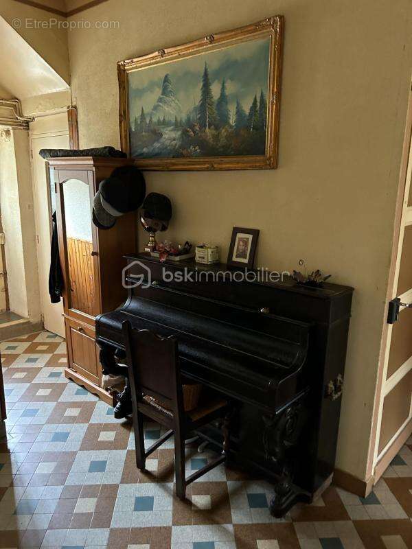 Maison à VILLEBAROU