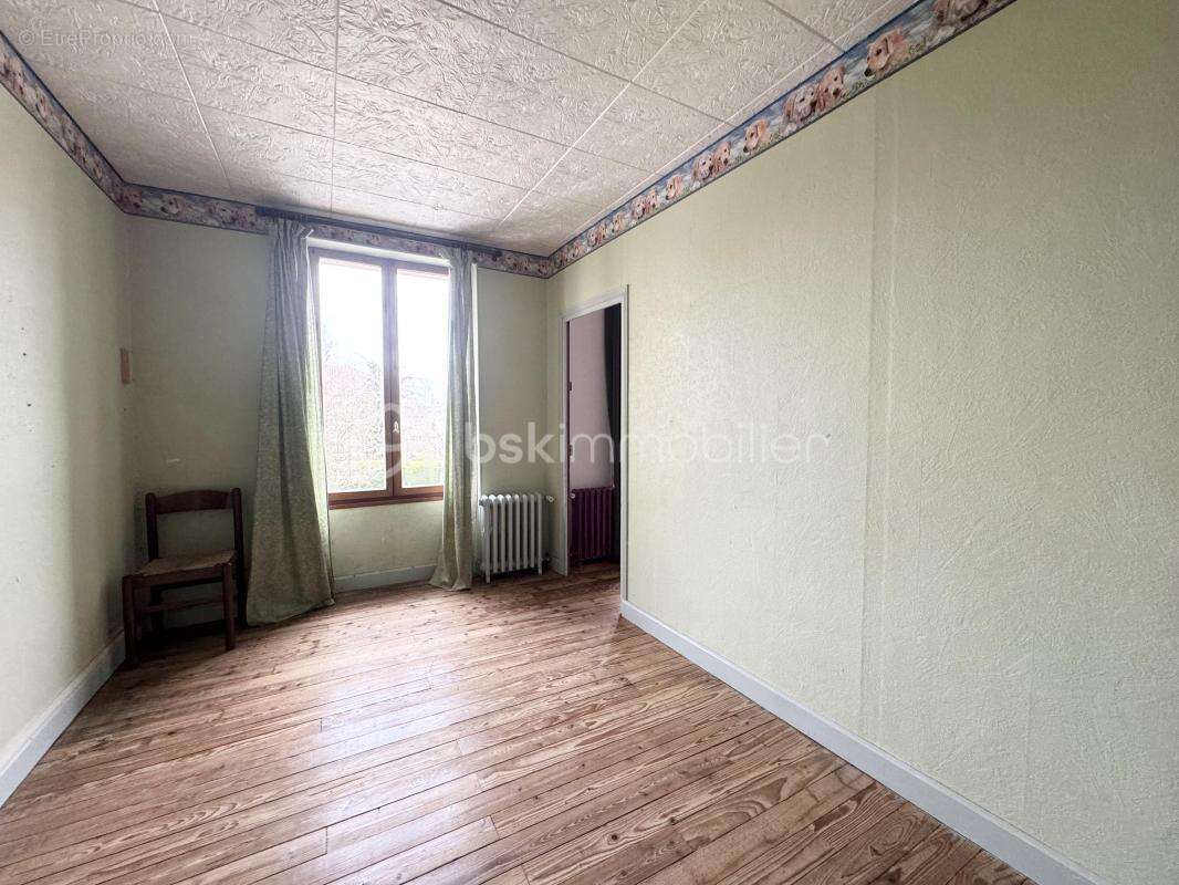 Maison à FOURCHAMBAULT