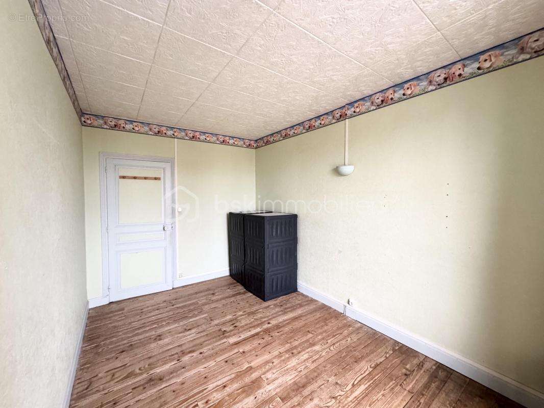 Maison à FOURCHAMBAULT