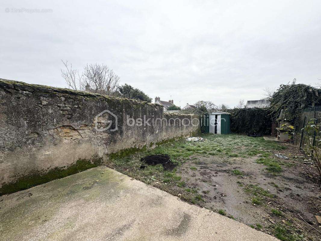 Maison à FOURCHAMBAULT