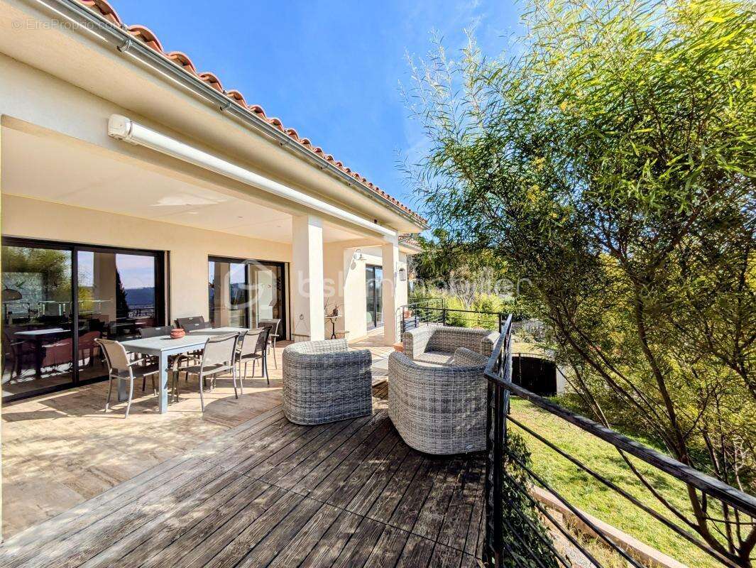 Maison à DRAGUIGNAN