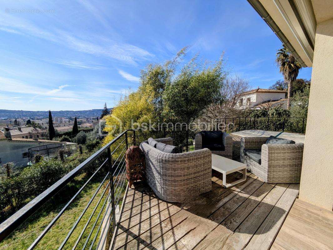 Maison à DRAGUIGNAN