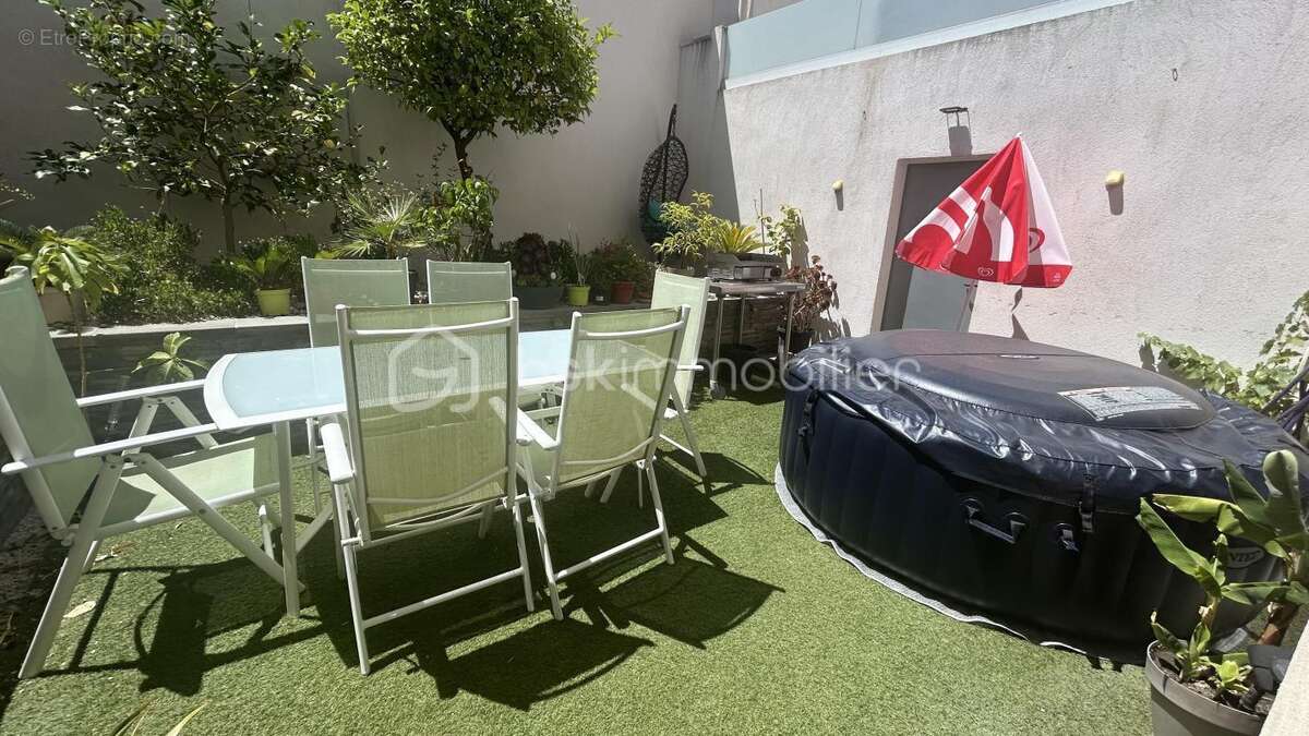 Maison à SIX-FOURS-LES-PLAGES