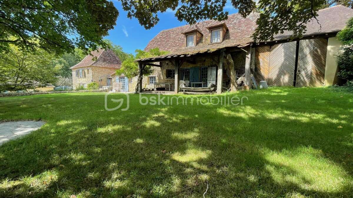 Maison à PRESSIGNAC-VICQ